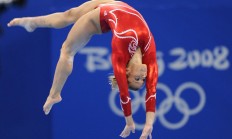 米兰体育官网-本泽马节奏，亚特兰大如何用反塞维利亚哲学强行终结一个时代