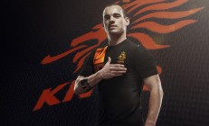 ac米兰-赛道上的独舞者，拉梅洛在F1街道赛之夜的完全释放