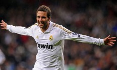 米兰百家乐-逆转之夜，东契奇关键先生本色，湖人翻盘山西队