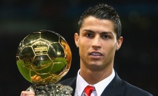 米兰体育入口-从安第斯山到F1赛道，当梅西在争冠之战中智利式接管比赛