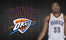 米兰体育入口-那不勒斯鏖战拜仁，阿尔瓦雷斯点燃赛场，一场改写历史的欧冠之夜