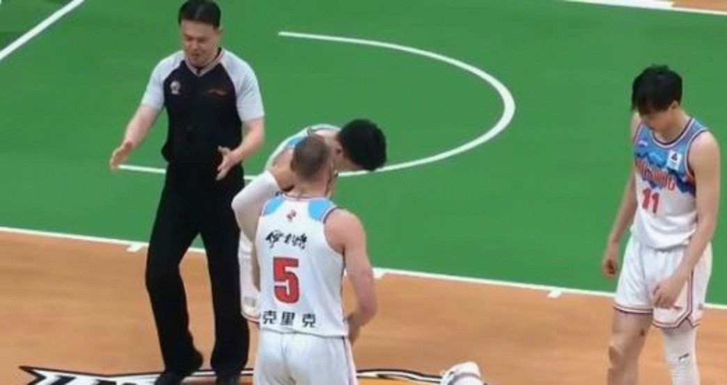 包含山西队球员伤病不断,战绩受到影响的词条 包含山西队球员伤病不断,战绩受到影响的词条