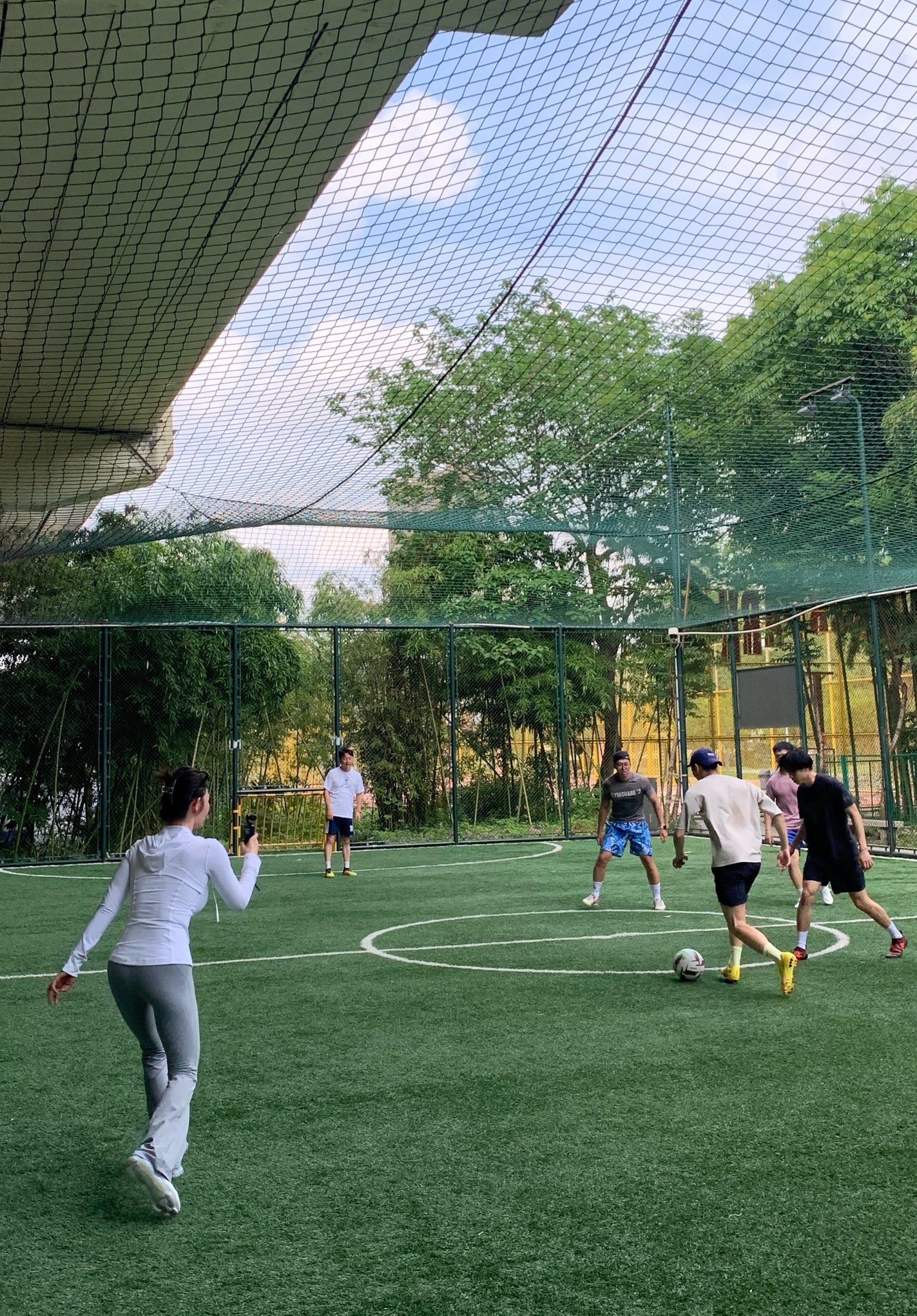 包含选秀大会新鲜出炉!年轻球员跃跃欲试,展现球场激情的词条 包含选秀大会新鲜出炉!年轻球员跃跃欲试,展现球场激情的词条