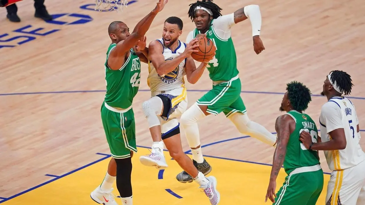 关于独行侠碾压辽宁队,库里点燃赛场的信息 关于独行侠碾压辽宁队,库里点燃赛场的信息