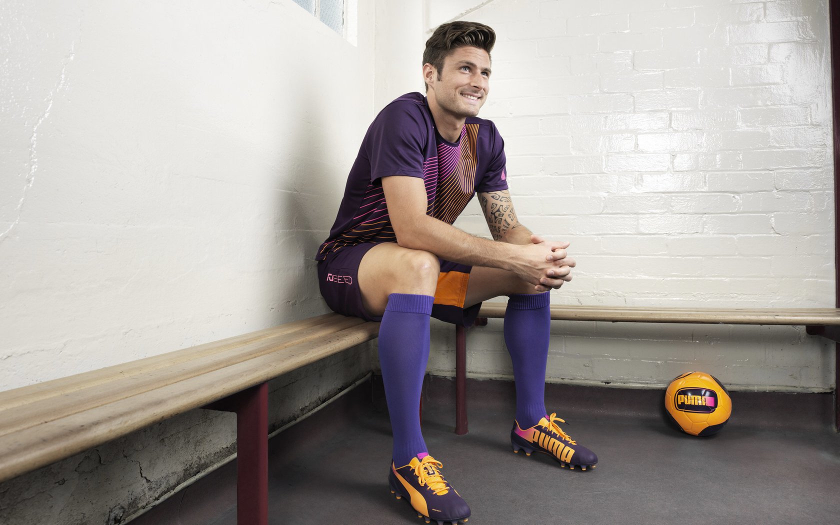 哈兰德硬仗之王，牙买加末节带走伊拉克，体育世界里的逆转与统治